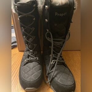 Propet Women’s Boot